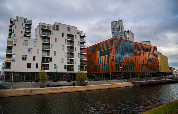Two shades of Malmo
