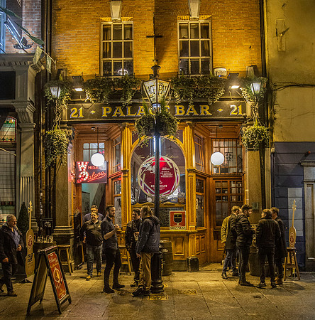 Palace Bar